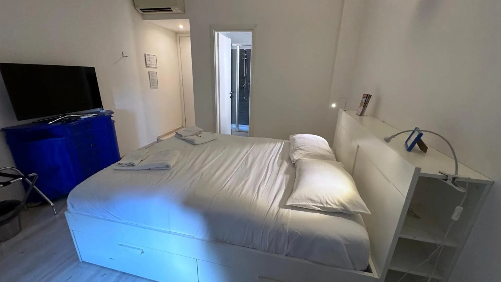 ** Affittacamere Tiburtina Suites, Roma Italia